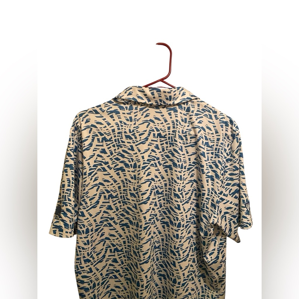 LevelWear Men's Blue Patterned Shirt.‎ Size medium. Good condition - Picture 3 of 6